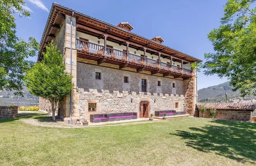 Casa Rural La Torre de Perrozo-1